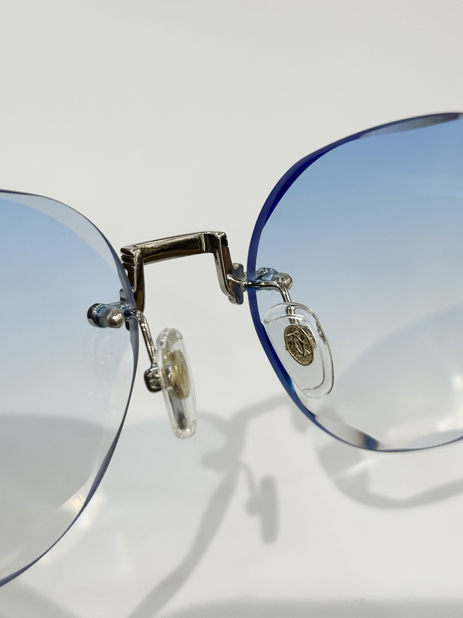  Cartier
MOD：CT0520S
Size：60口19 145

