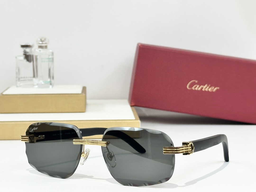  Cartier
MOD：CT0526S
Size：59口17 140

