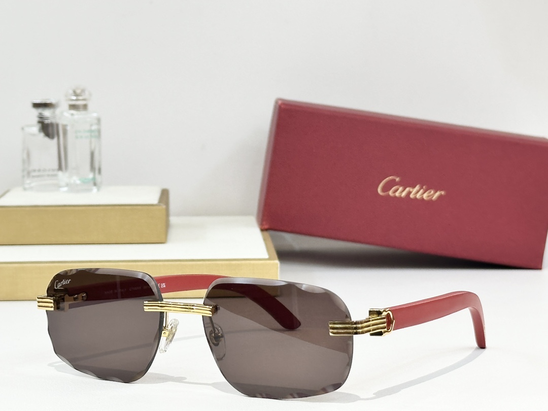  Cartier
MOD：CT0526S
Size：59口17 140
