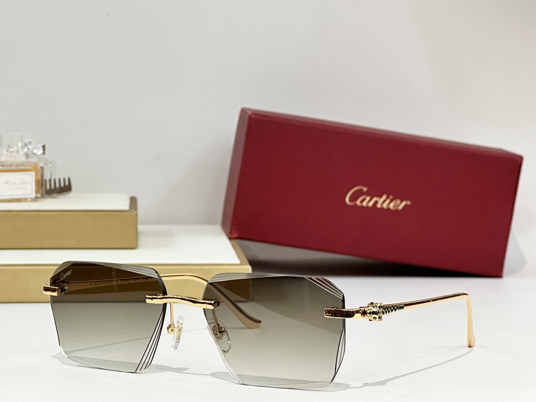 Cartier
MOD：CT01589O
Size：57口18 145

变色