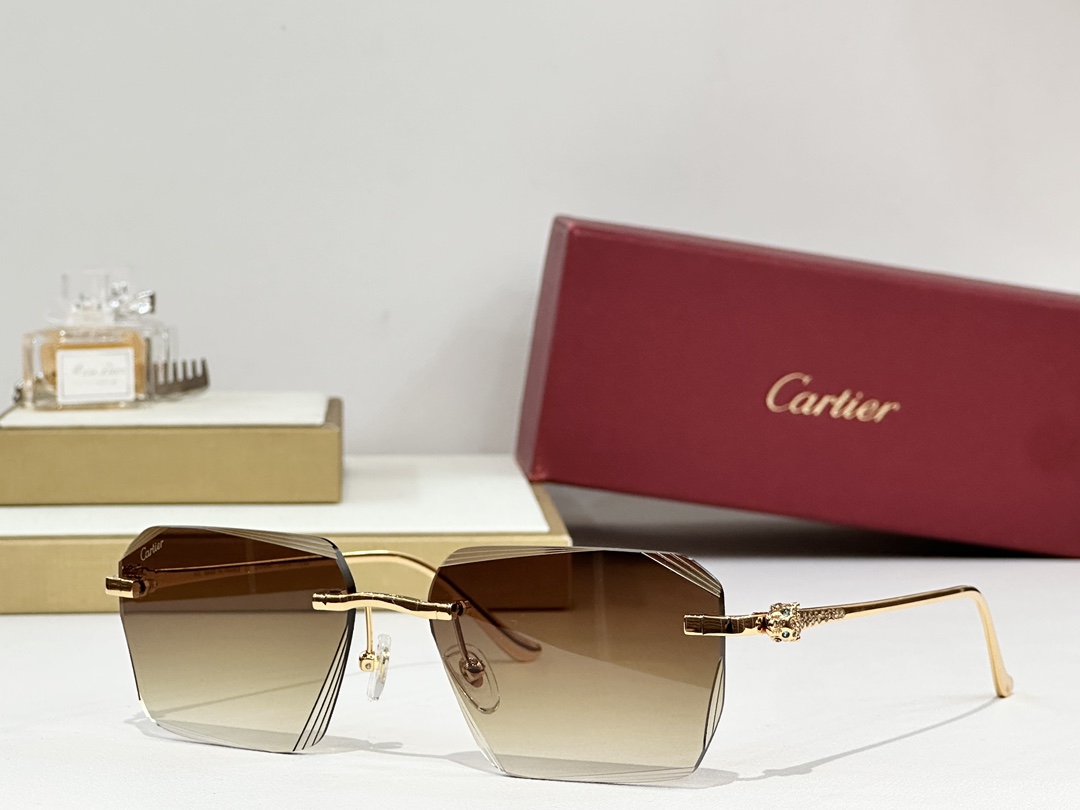 Cartier
MOD：CT01589O
Size：57口18 145

变色
