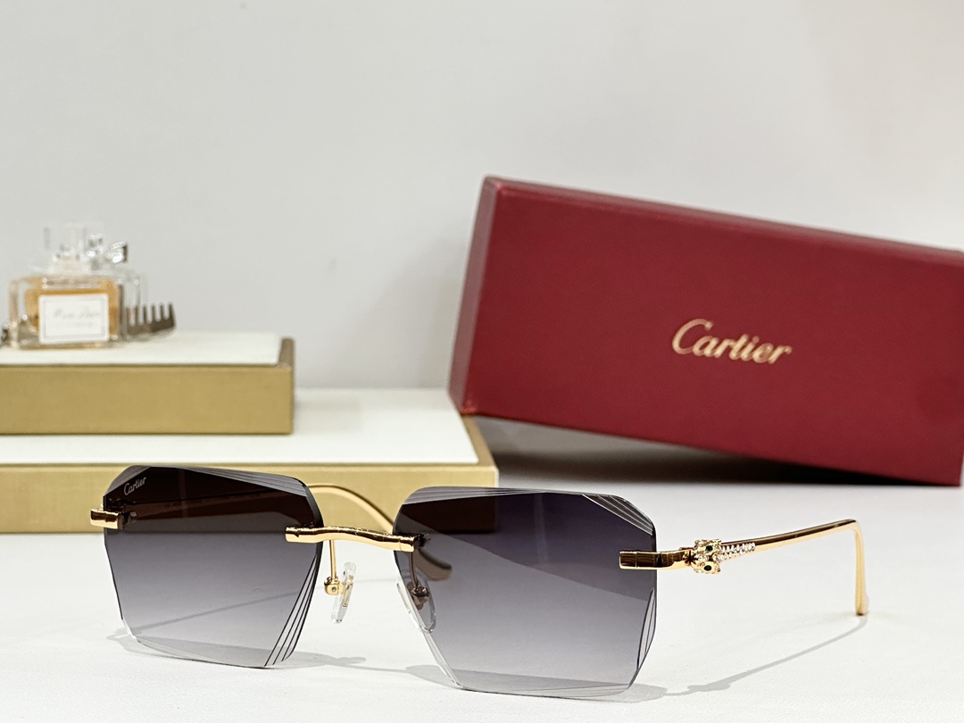 Cartier
MOD：CT01589O
Size：57口18 145

变色