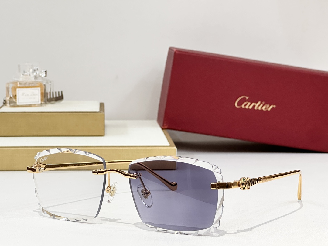 Cartier
MOD：CT01594LO
Size：57口17 142
 
变色