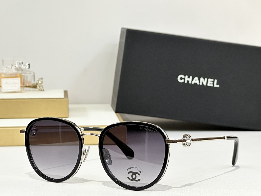  CHANEL
MOD：CH2220
Size：51口23 142
