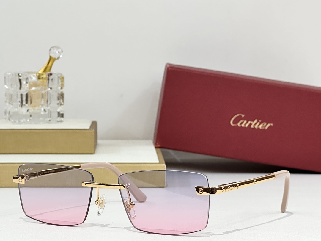 Cartier
MODCT0167O
Size57-18-145
 
变色：