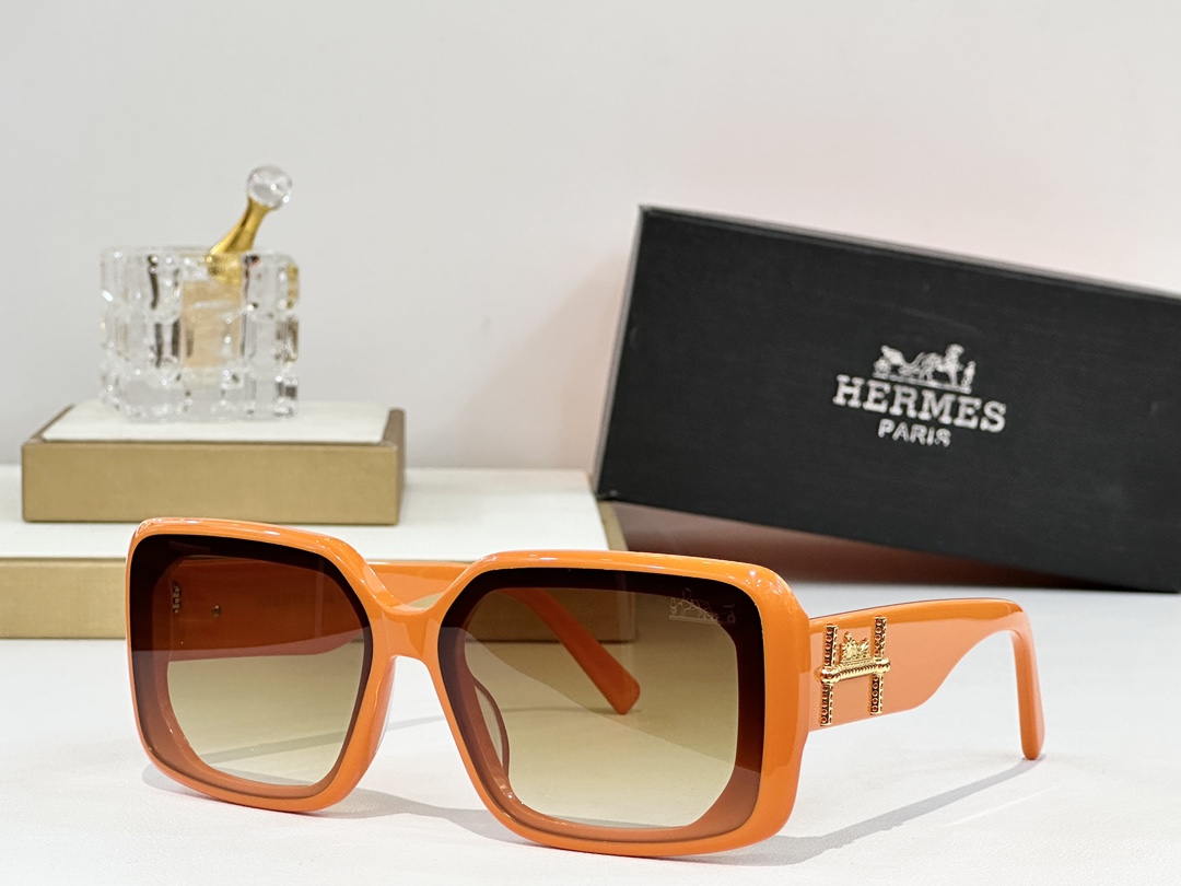  HERMES
MOD：9711
Size：54口20 145
