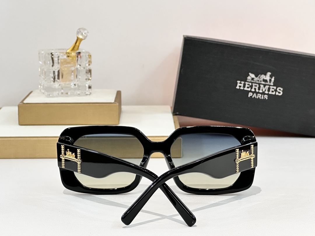 HERMES
MOD：9711
Size：54口20 145
