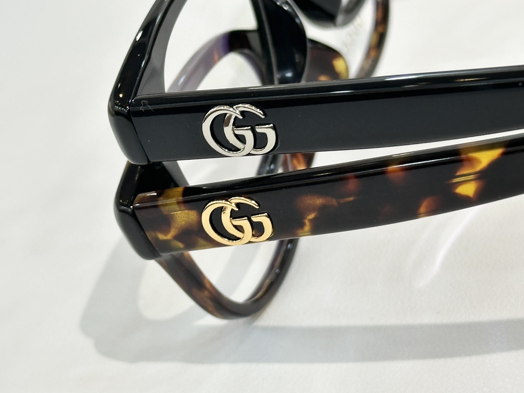  GUCC*
MODELGG1833OK
SIZE52口17-145
