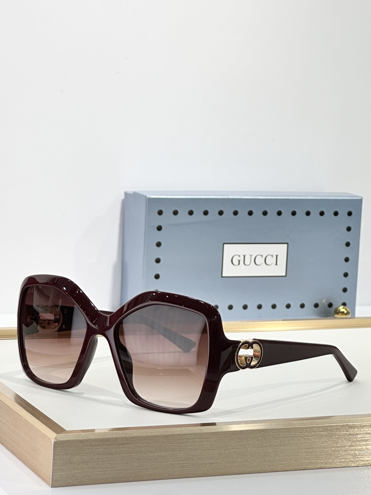  GUCC*
MODEL：GG2015S
SIZE：57口16-145
