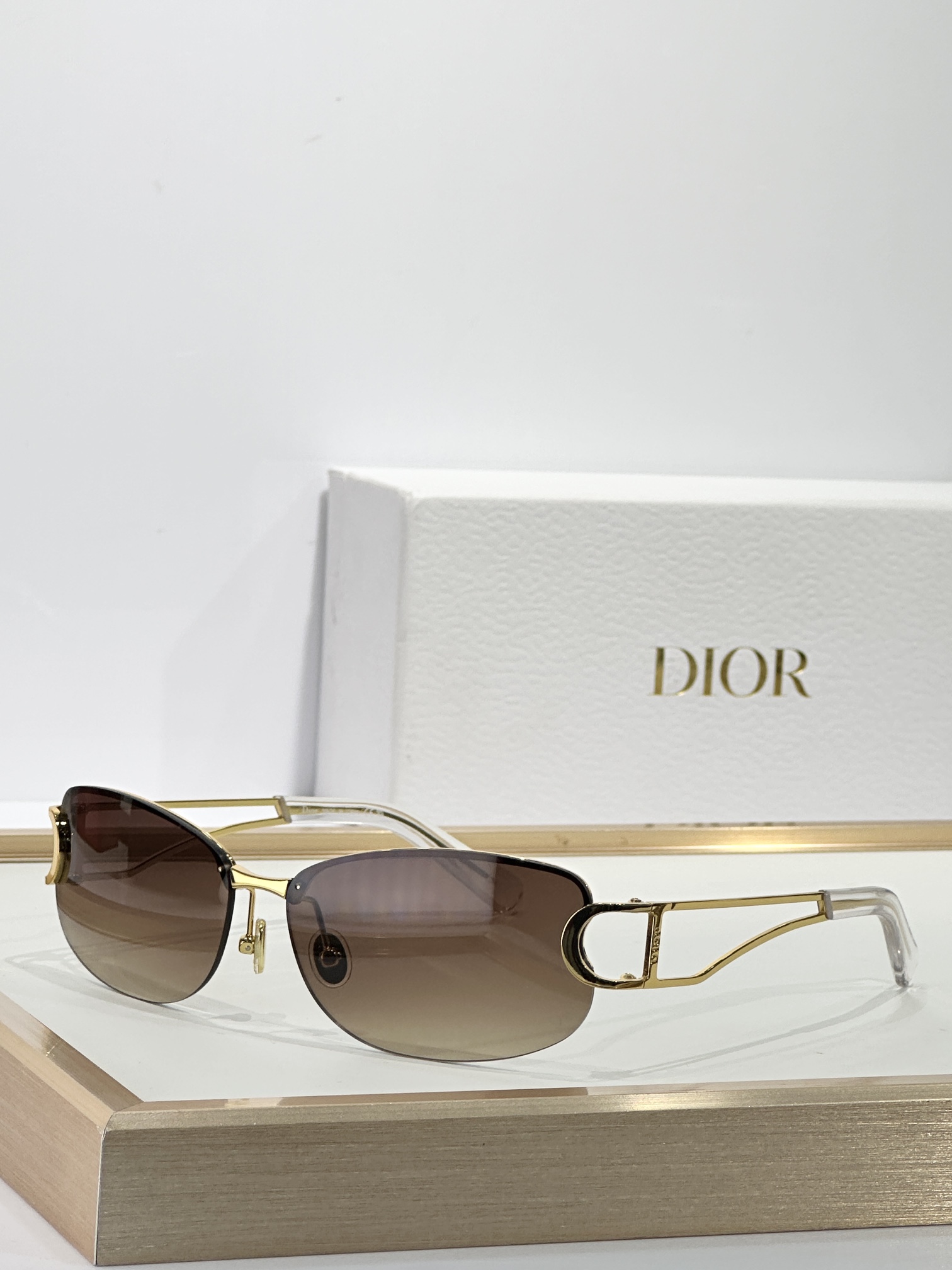  DIOR
MODEL 0238
SIZE61口14-130
