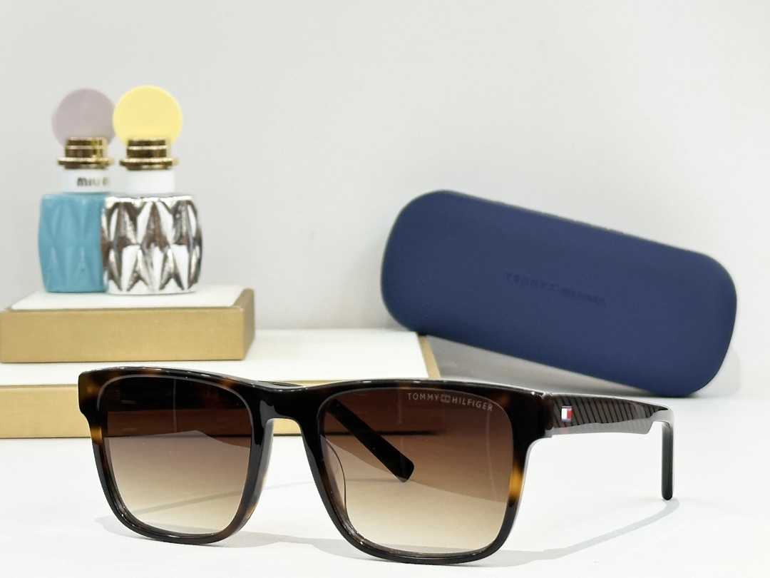  TOMMY HILFIGER
MOD：TH2144/S
Size：54口19 145
