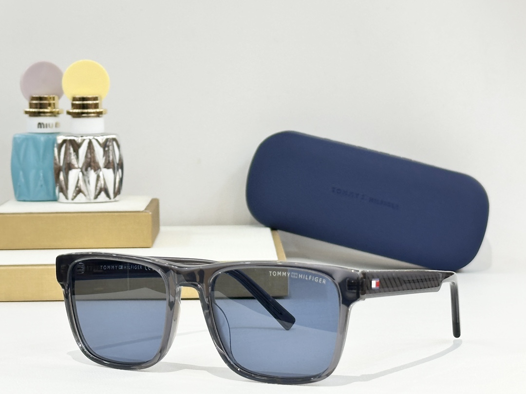 TOMMY HILFIGER
MOD：TH2144/S
Size：54口19 145
