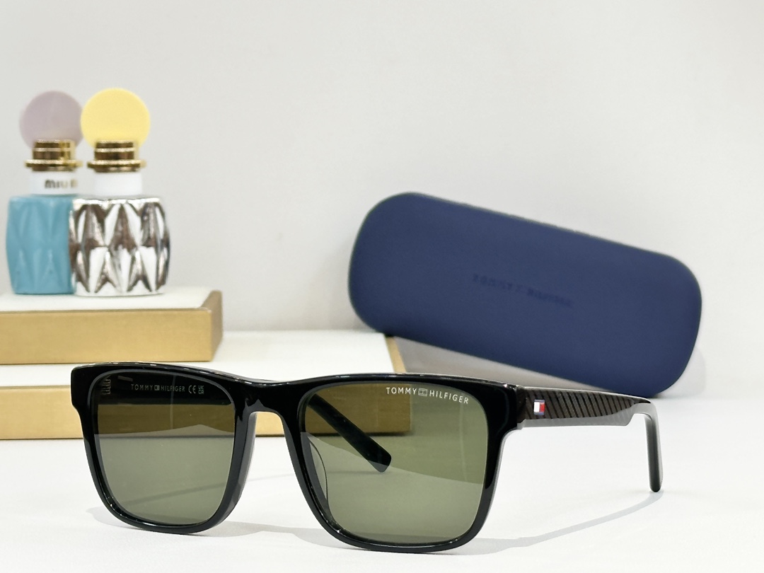  TOMMY HILFIGER
MOD：TH2144/S
Size：54口19 145
