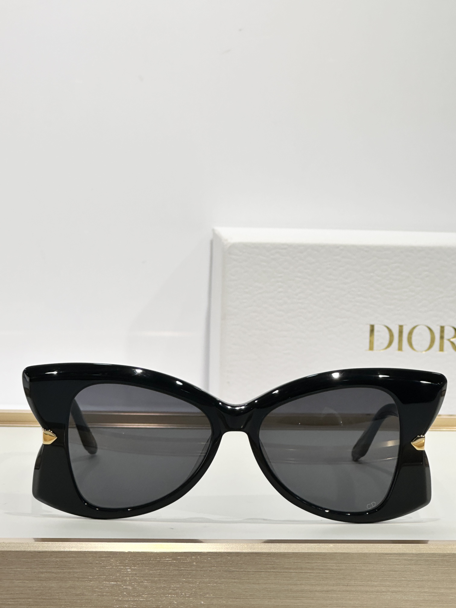  DIOR
MOD：DiorButterfly S11
Size：51口16 145
