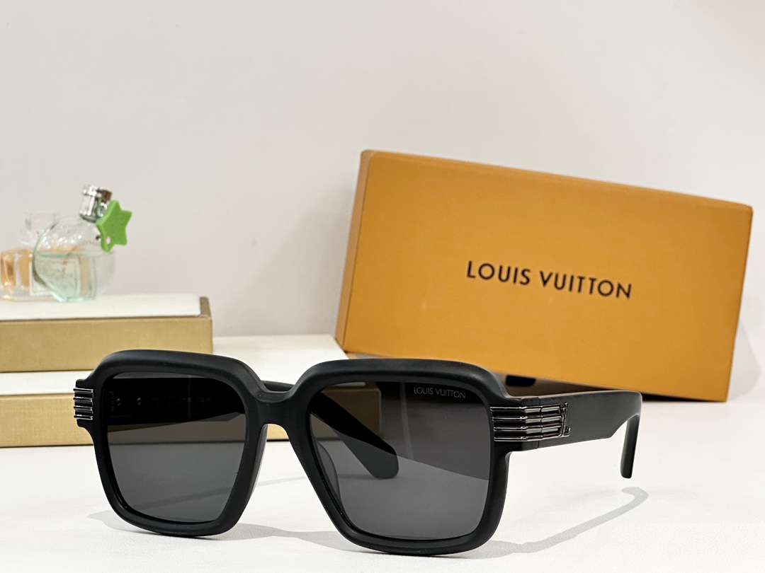  LOUIS VUITTO*
MODEL：Z2828U
SIZE：55口19-150
