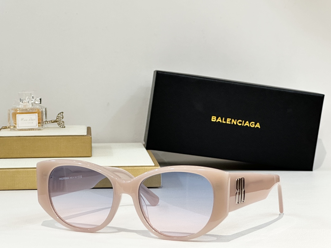  BALENCIAGA 
MOD：BB0455S
size54口21-145

