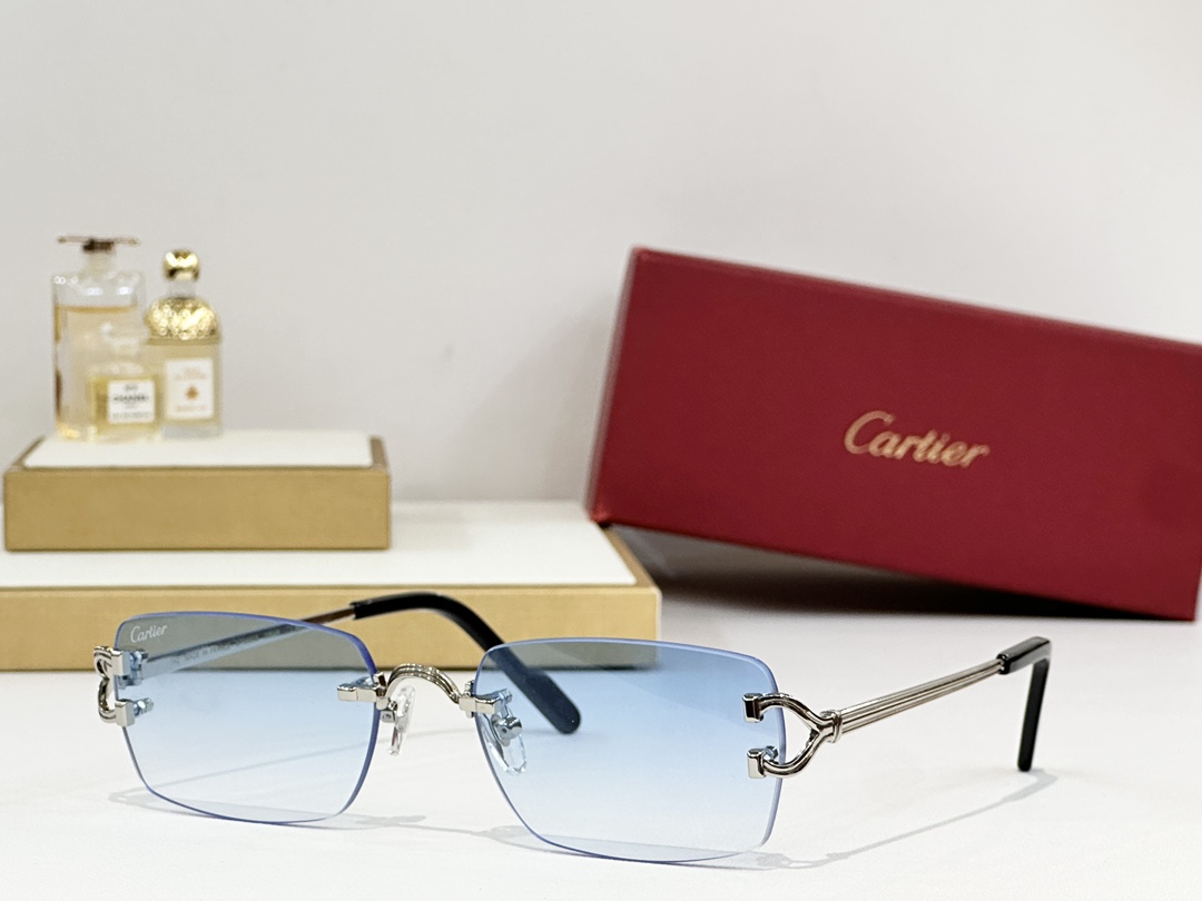 Cartier
MOD：CT0550S
size：58口19-142
 
变色：
