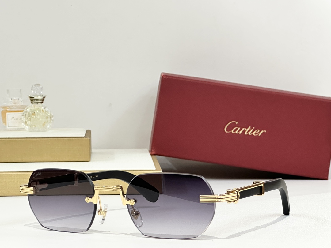  Cartier
MOD：CT0362S
SIZE54口21-145
