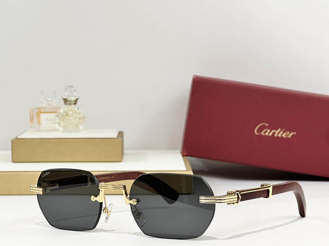  Cartier
MOD：CT0362S
SIZE54口21-145
