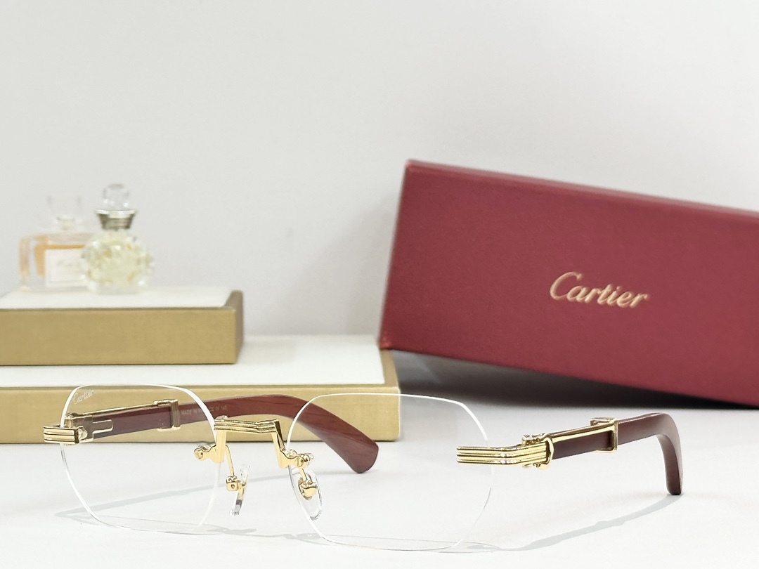  Cartier
MOD：CT0362S
SIZE54口21-145

