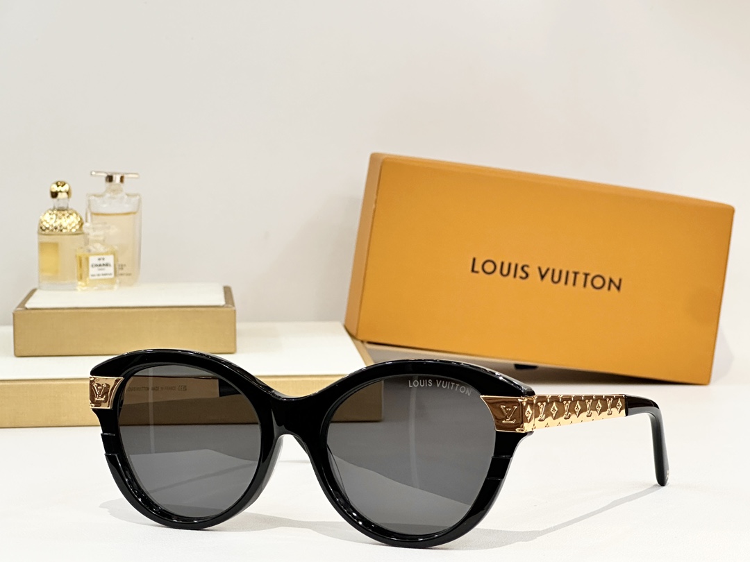  LOUIS VUITTON*
Mod：Z1857E
Size：55-19-145
