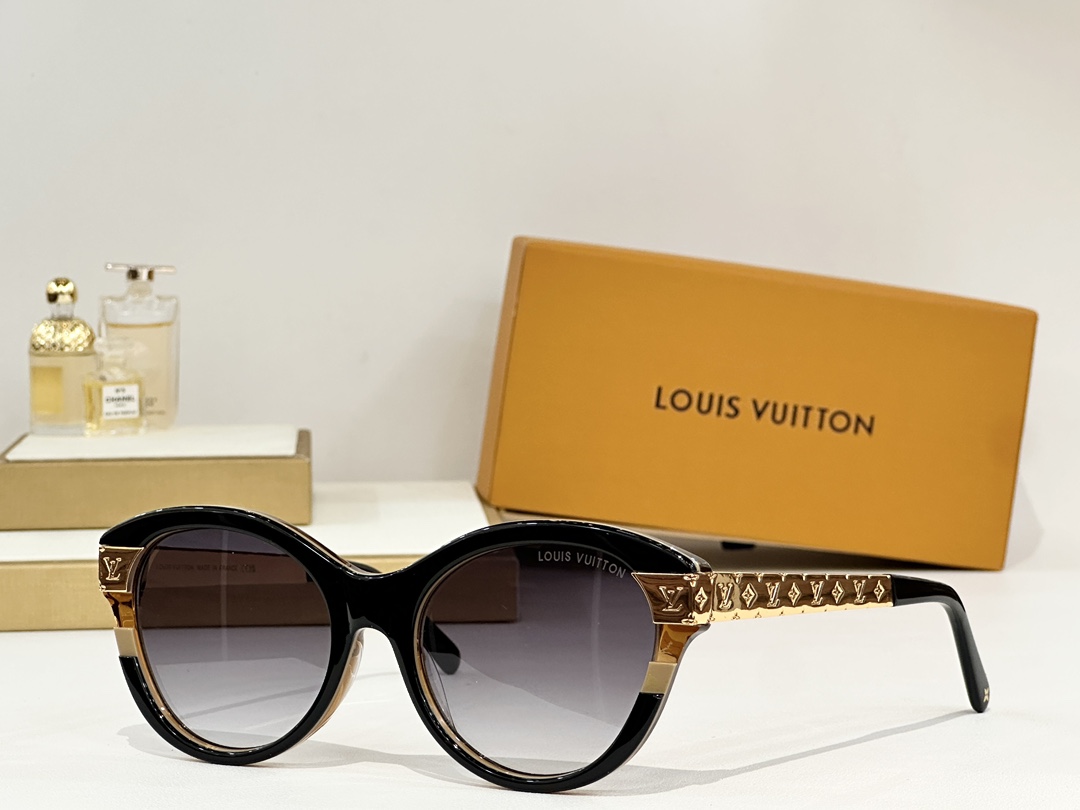 LOUIS VUITTON*
Mod：Z1857E
Size：55-19-145
