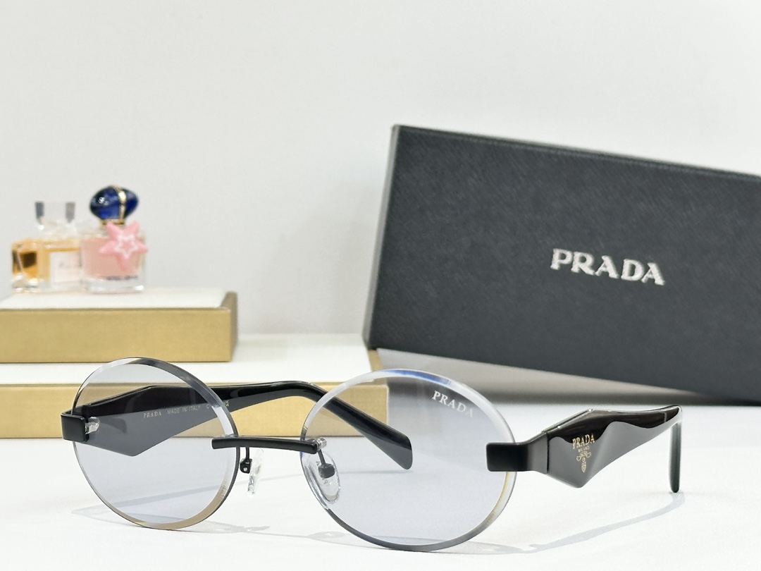  PRADA
MOD：PR 209VS
Size：59口19 148
