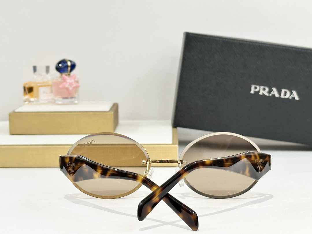  PRADA
MOD：PR 209VS
Size：59口19 148
