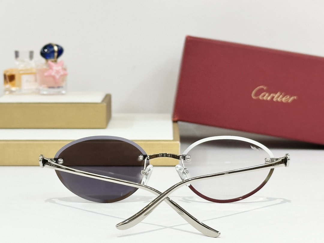  Cartier
MOD：CT0504S
Size：57口18 137
