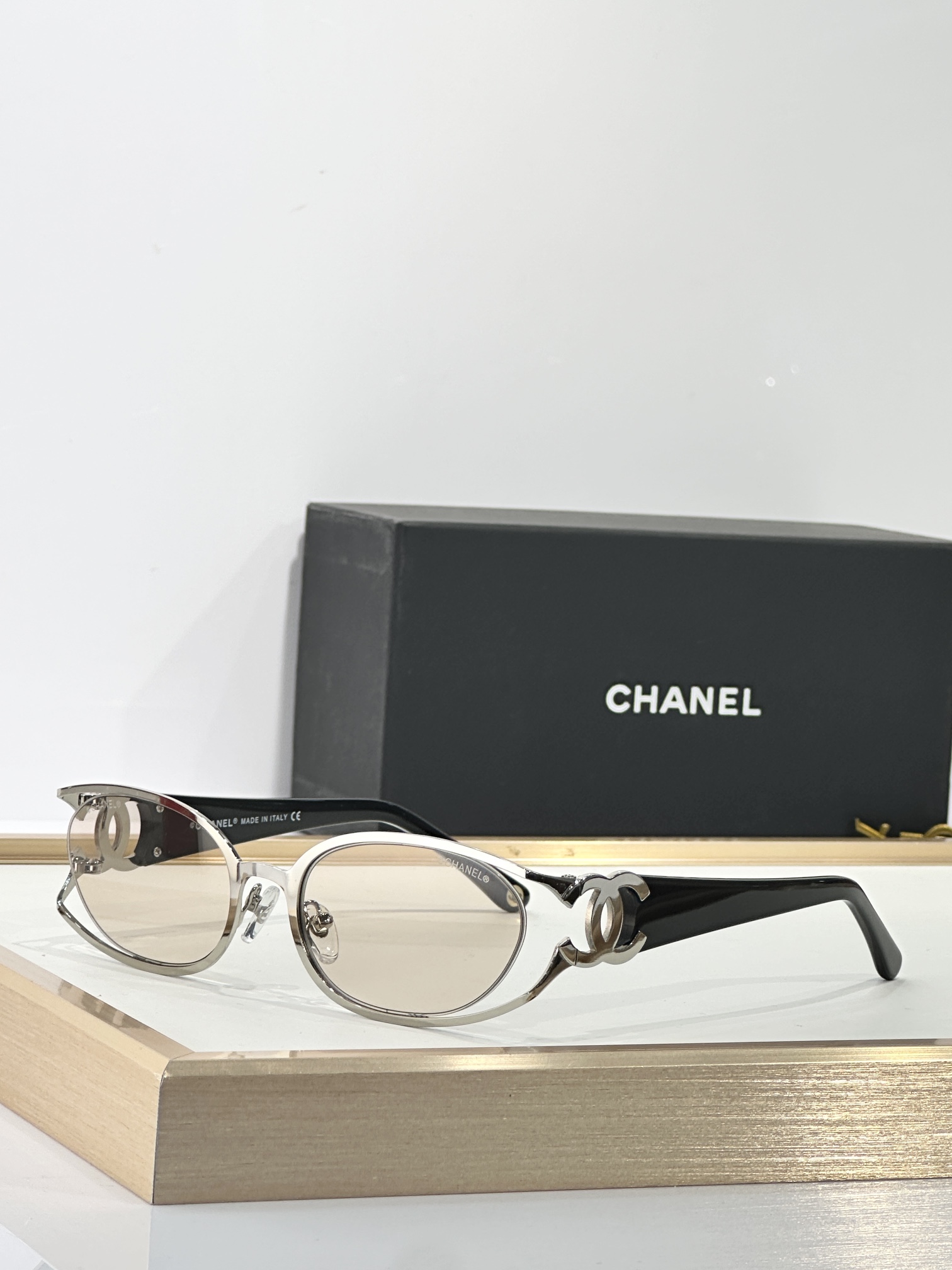  CHANEL
MOD：4023
Size：56口19 
