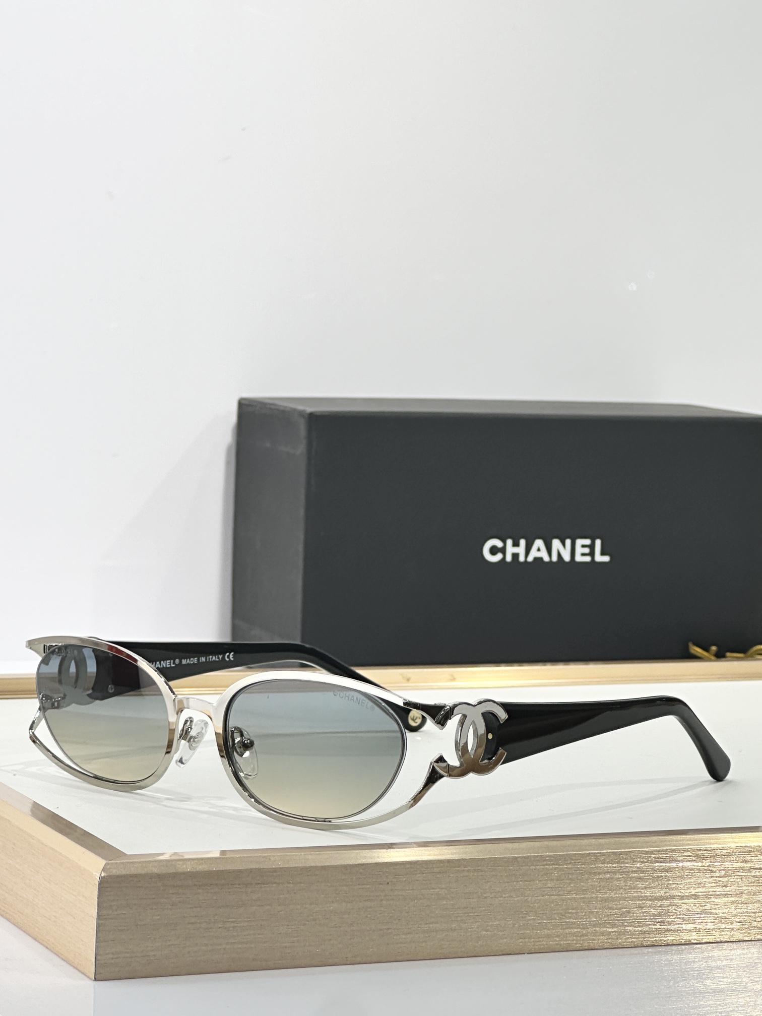  CHANEL
MOD：4023
Size：56口19 
