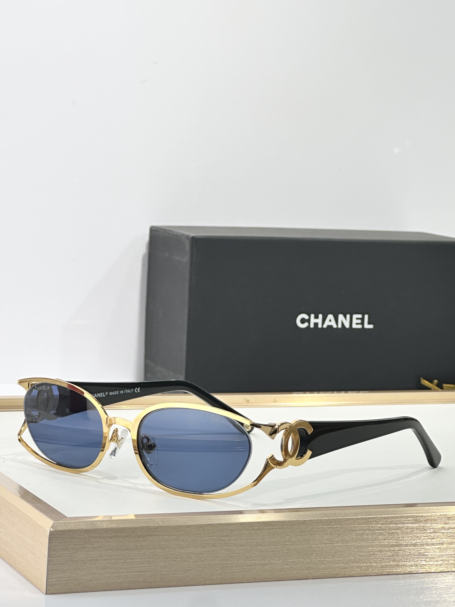  CHANEL
MOD：4023
Size：56口19 
