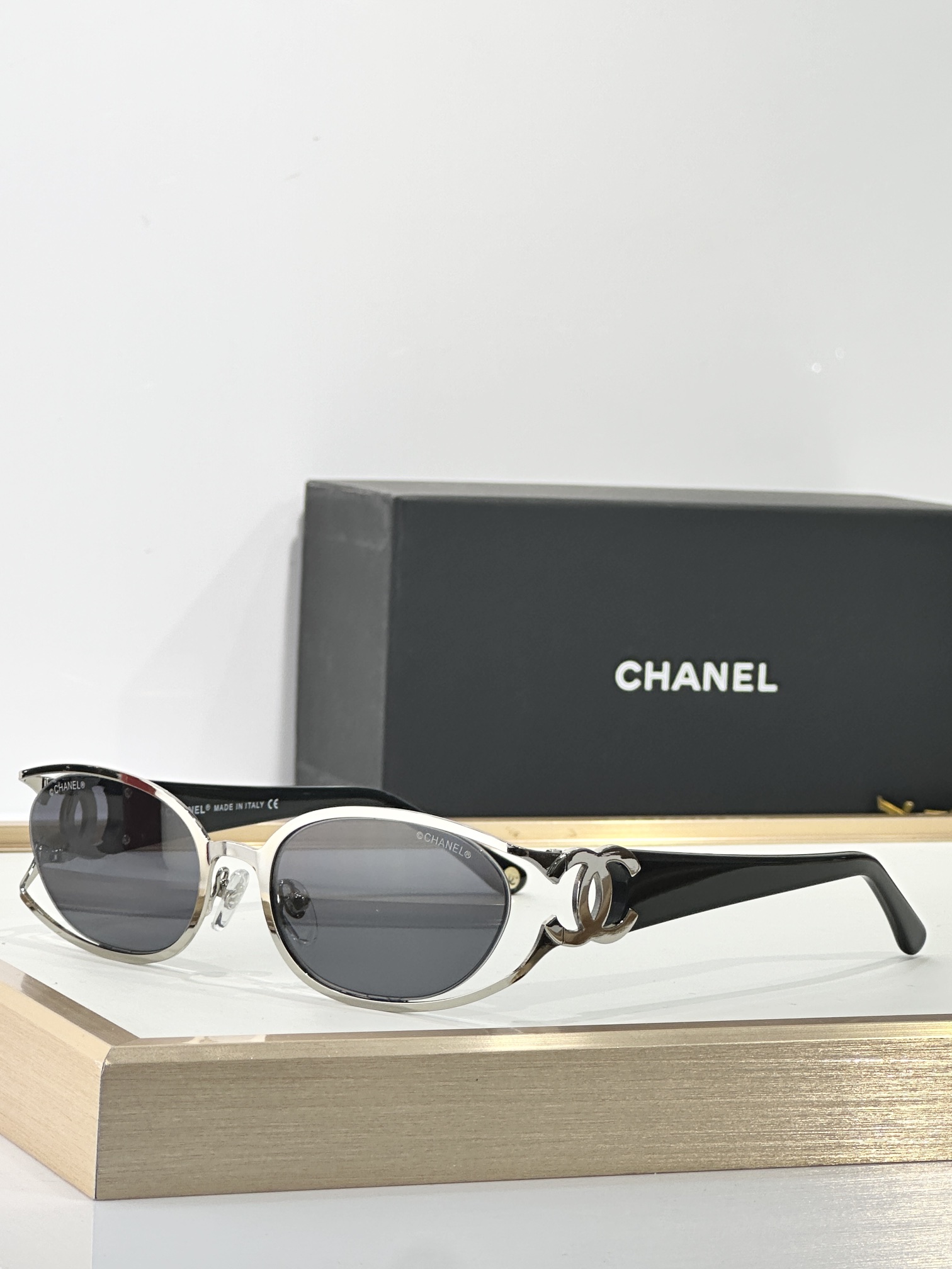  CHANEL
MOD：4023
Size：56口19 
