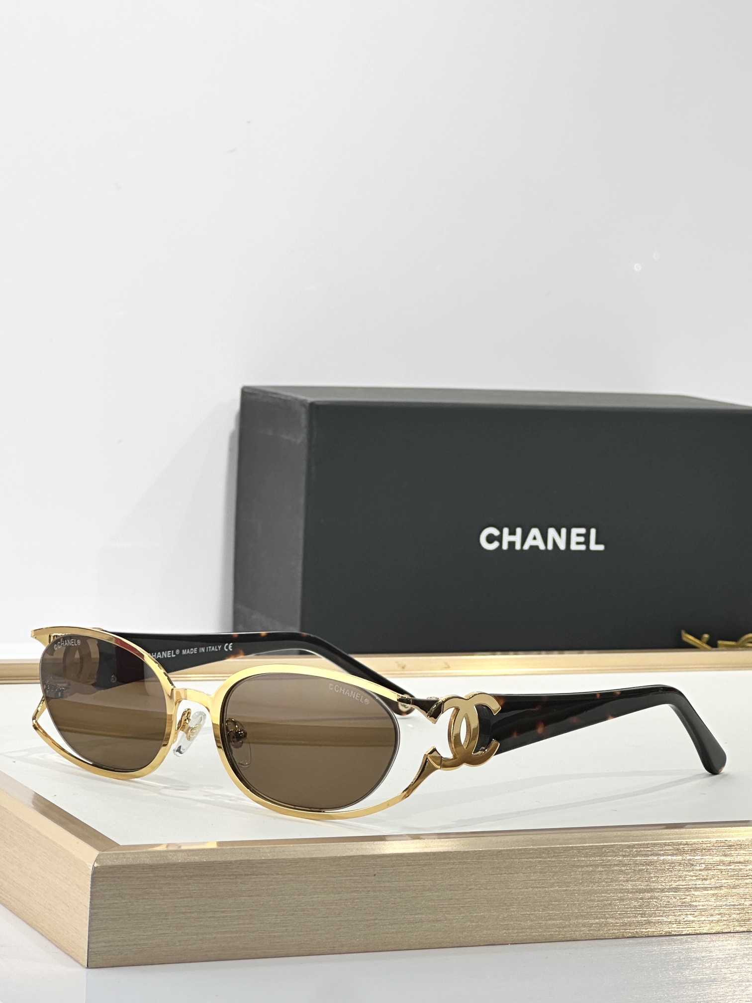 CHANEL
MOD：4023
Size：56口19 
