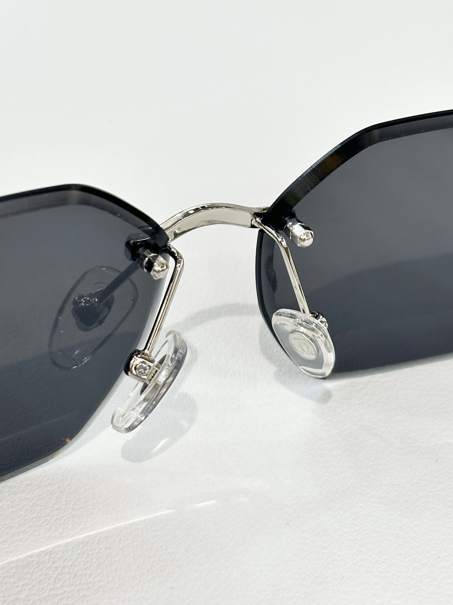  Cartier
Mod：CT0440
Size：61-13-145
