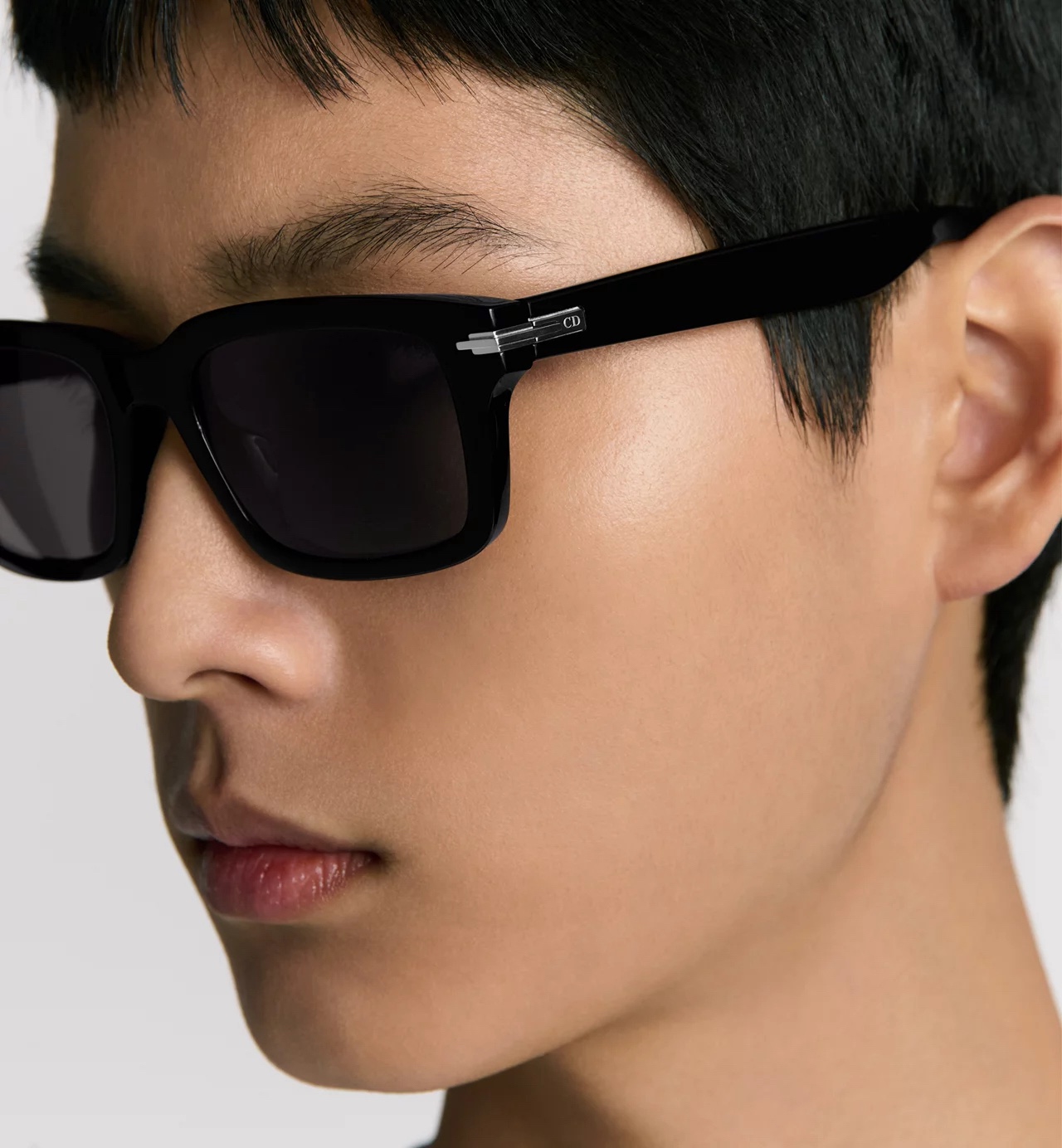  DIOR
MOD：DiorBlackSuitS16F
Size：53口20 145
