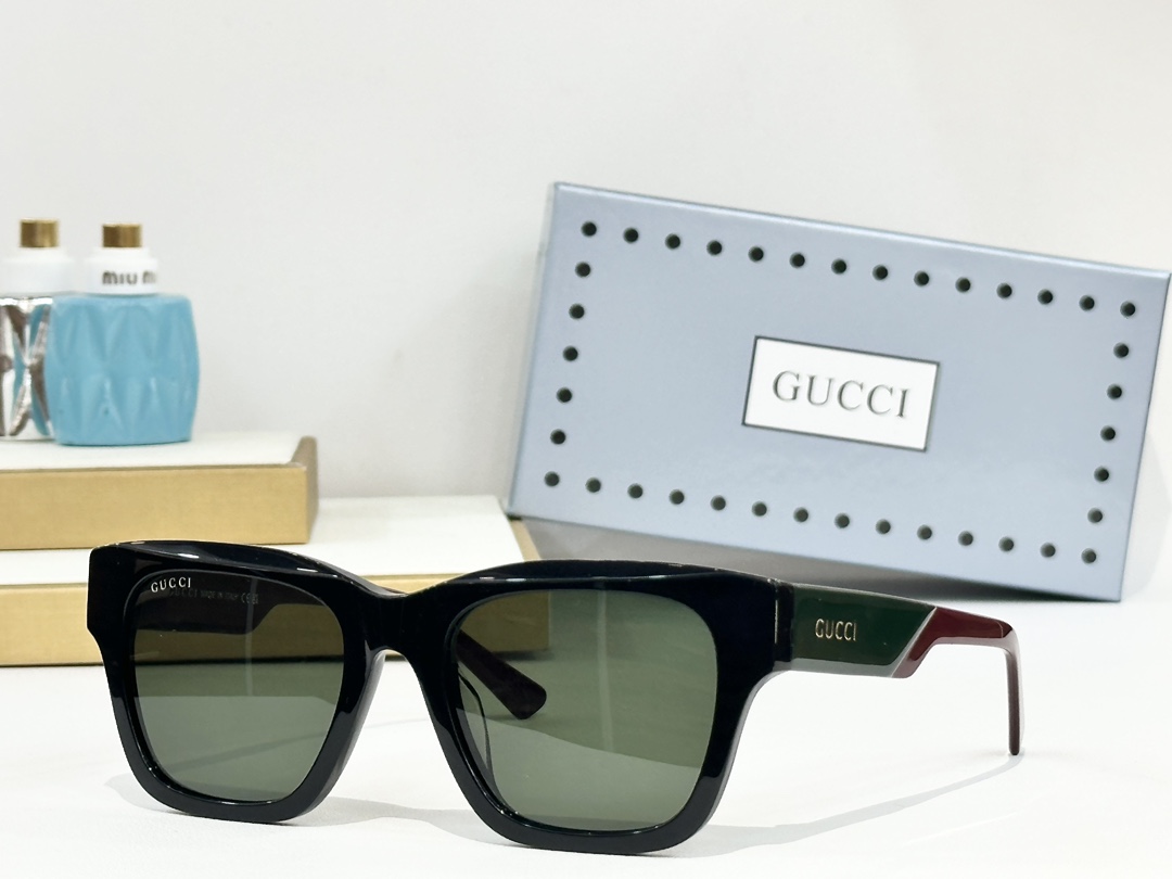  GUCC*
MODEL：GG1669S
SIZE：52口21-145

