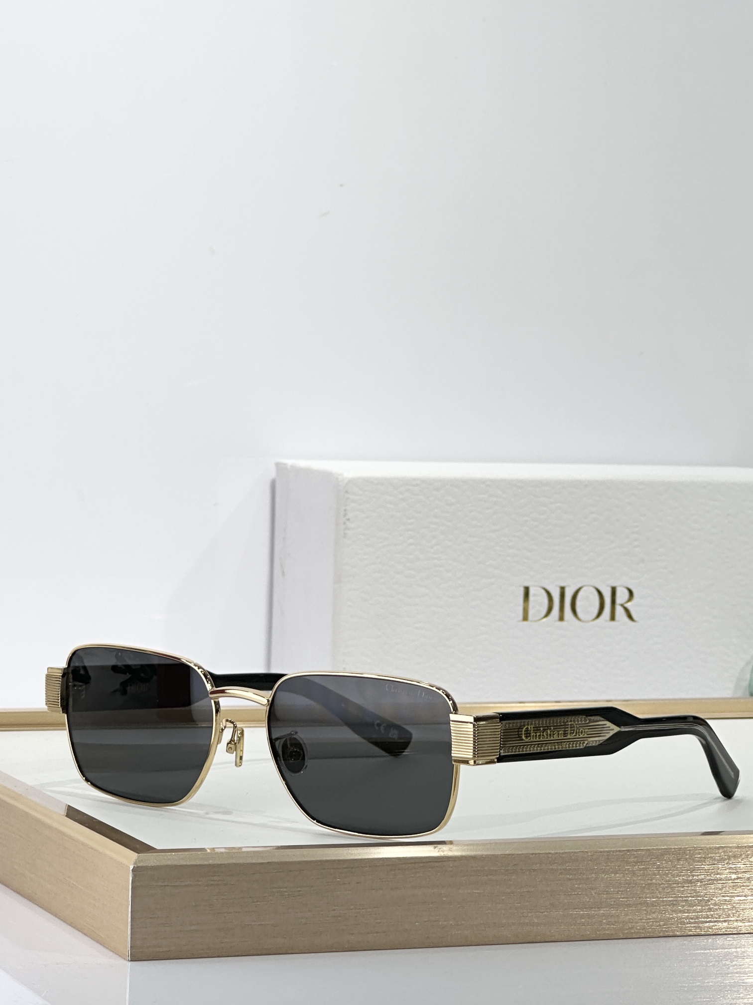  Dio*
MODEL ：Label S2U
SIZE：54口18-140
