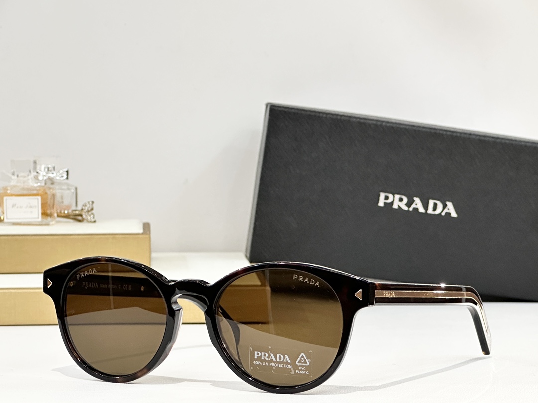  PRADA
ModelVPR A14V
Size51口21-150

