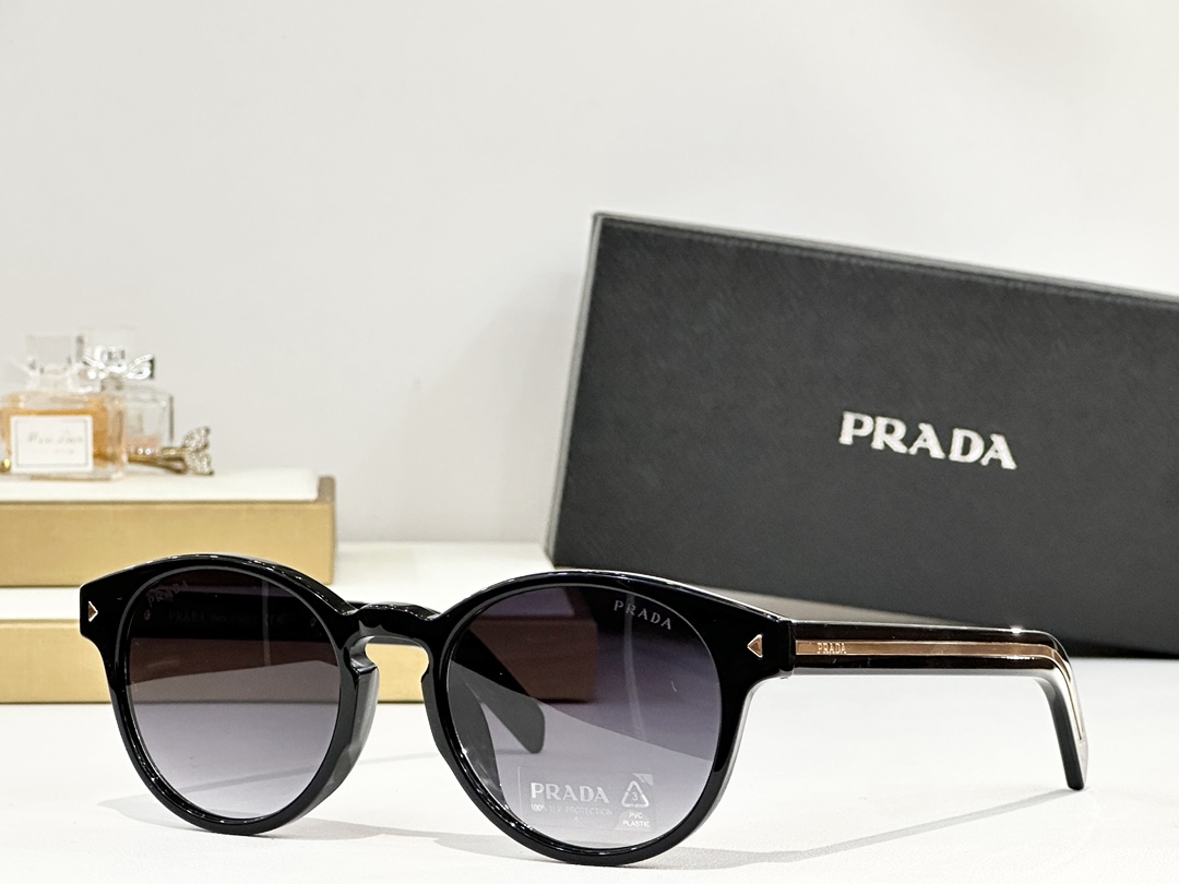  PRADA
ModelVPR A14V
Size51口21-150

