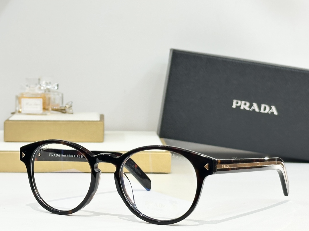  PRADA
ModelVPR A14V
Size51口21-150

