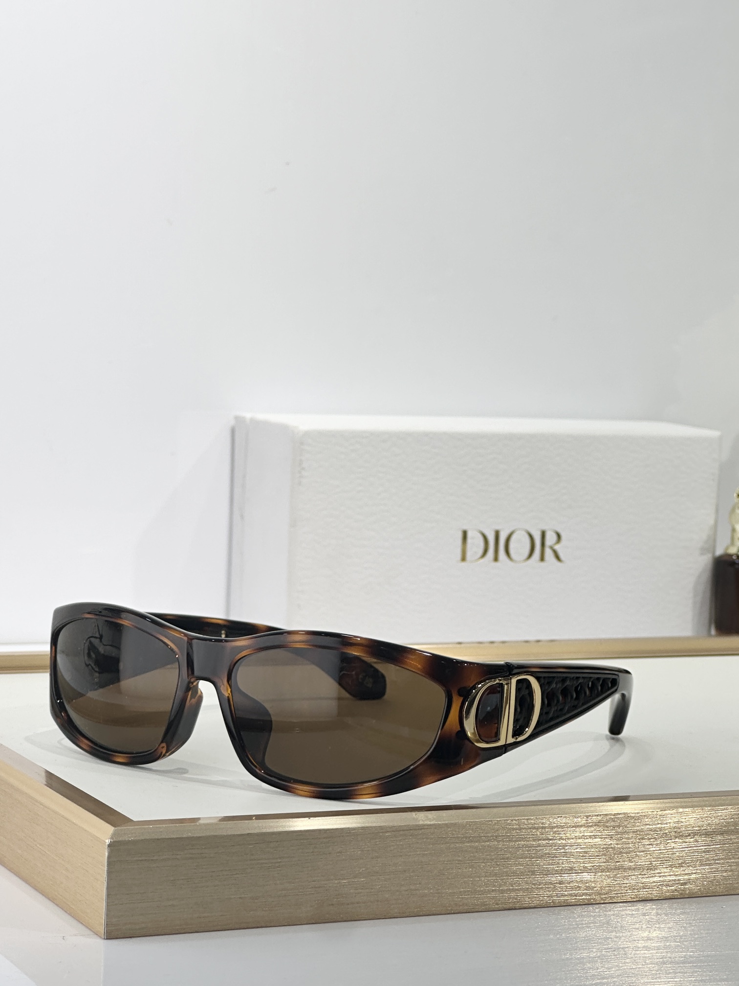  DIO*
MODEL VeryDior S3F
SIZE：61口15-130
