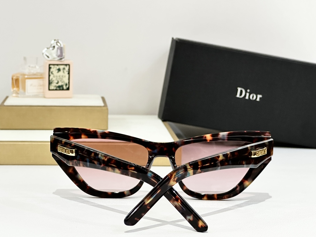  DIOR
MOD：CDior B6IXR
Size：56口16 140

