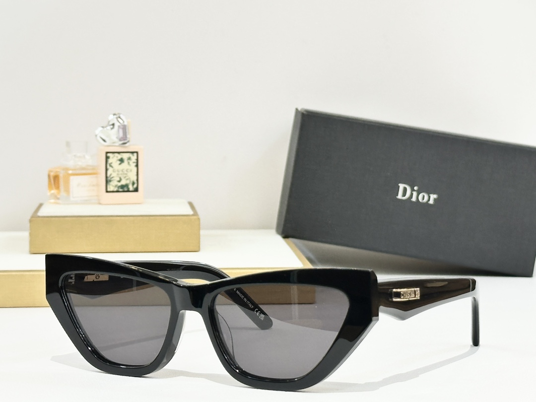  DIOR
MOD：CDior B6IXR
Size：56口16 140
