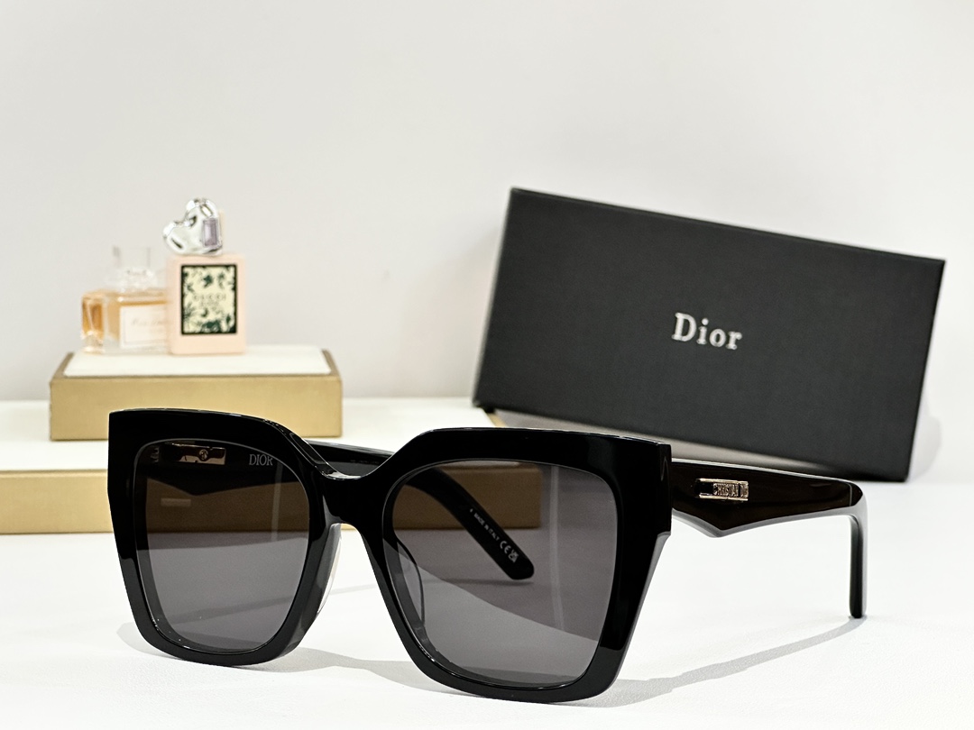  DIOR
MODS5F
Size55口18 145
