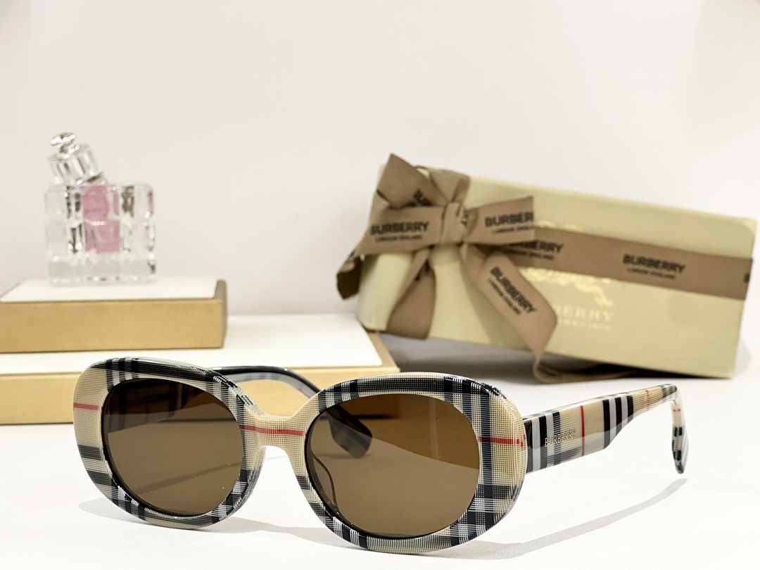  𝘽𝙐𝙍𝘽𝙀𝙍𝙍𝙔
MOD：JB4399
Size：54口19-145
