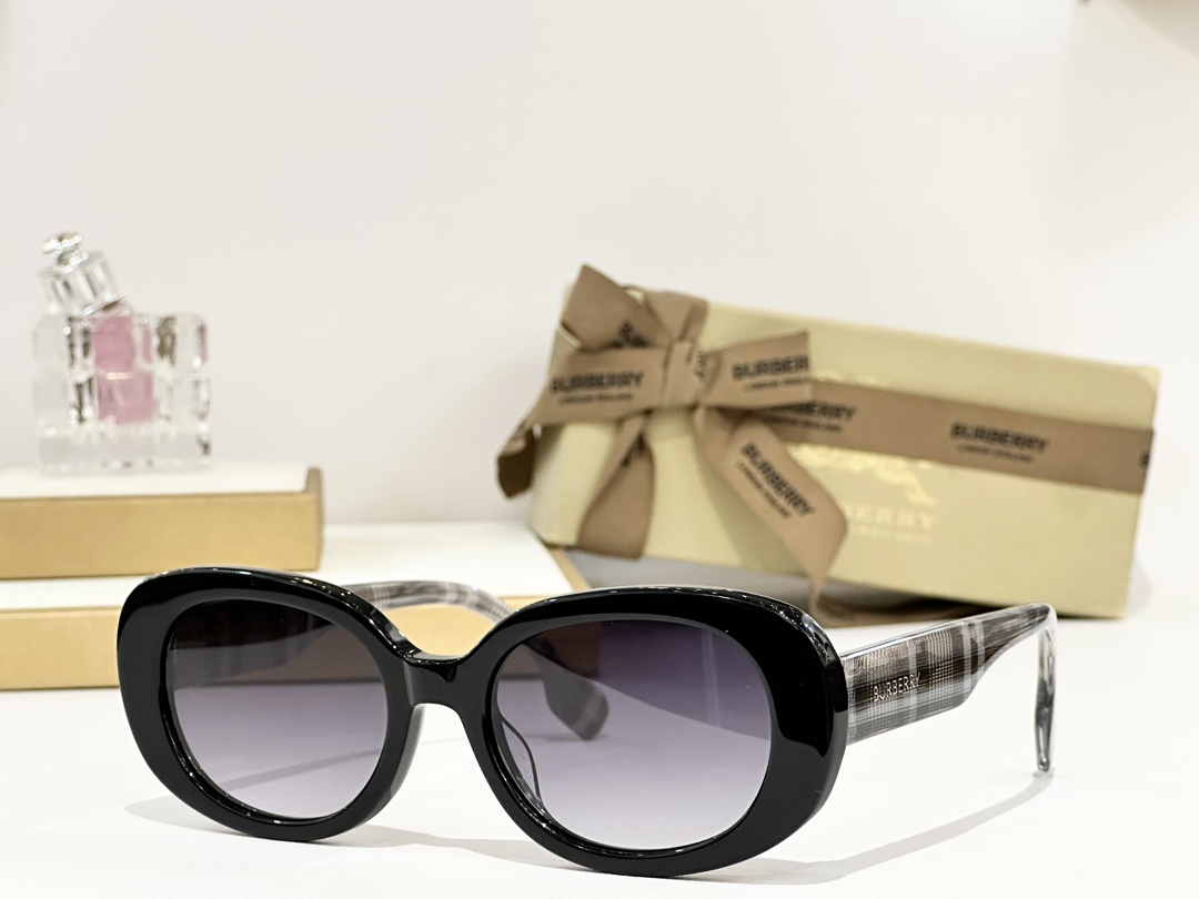  𝘽𝙐𝙍𝘽𝙀𝙍𝙍𝙔
MOD：JB4399
Size：54口19-145
