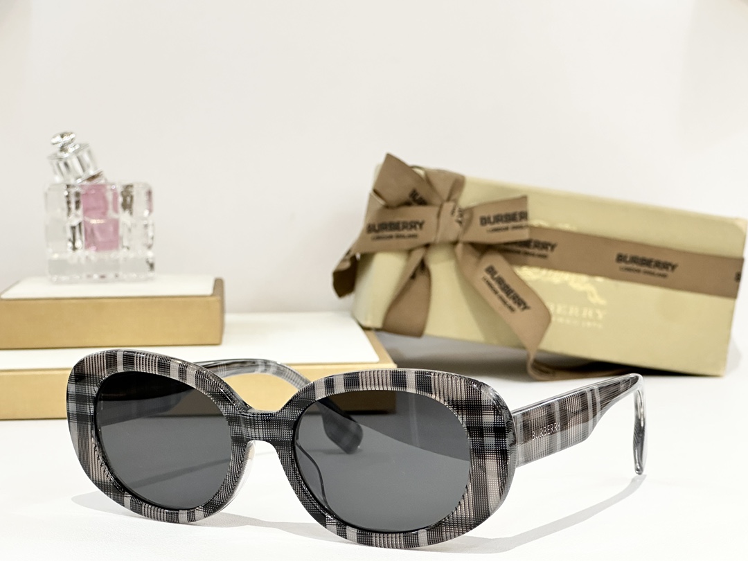  𝘽𝙐𝙍𝘽𝙀𝙍𝙍𝙔
MOD：JB4399
Size：54口19-145
