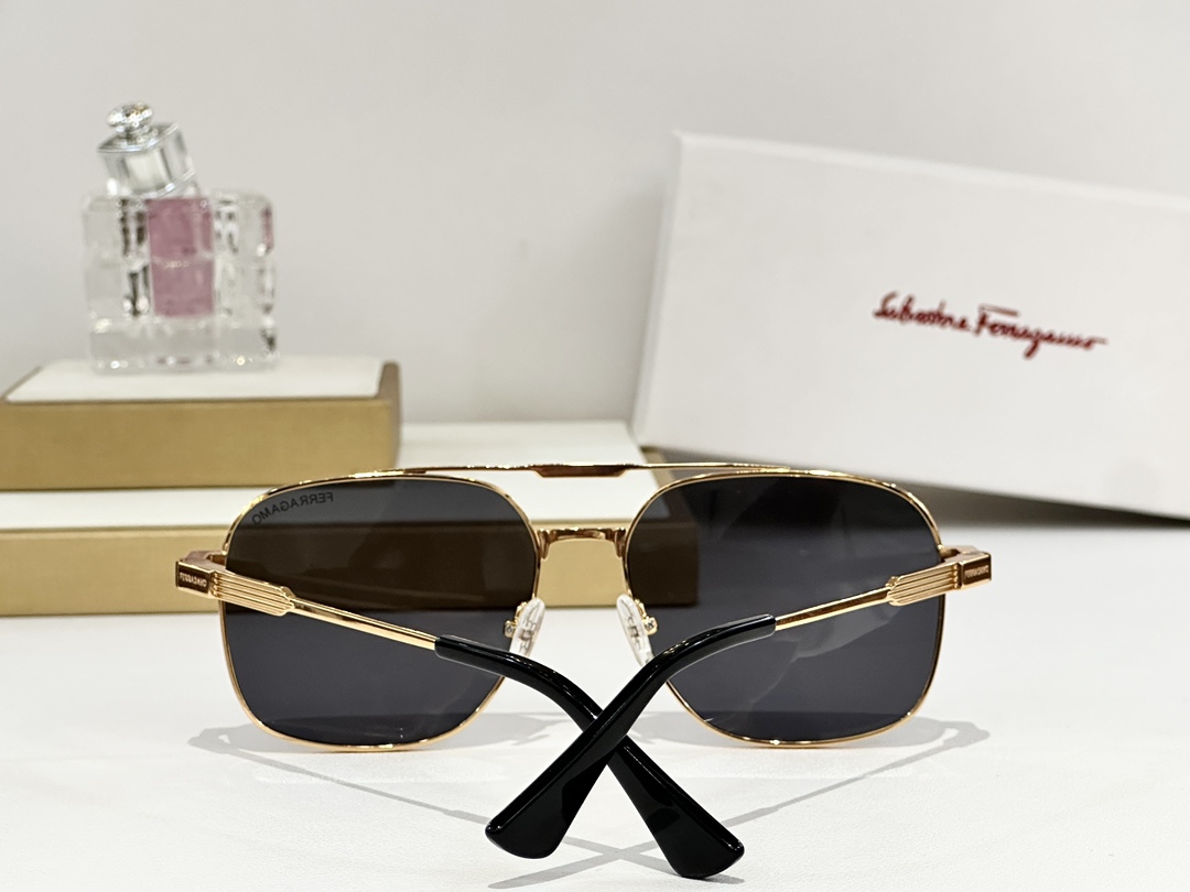  Salvatore ferragam*
MODEL：SF581LS
SIZE：57口15-142

