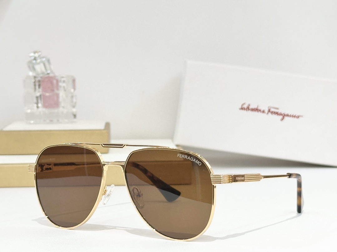  Salvatore ferragam* 
MODEL：SF582LS
SIZE：57口15-142

